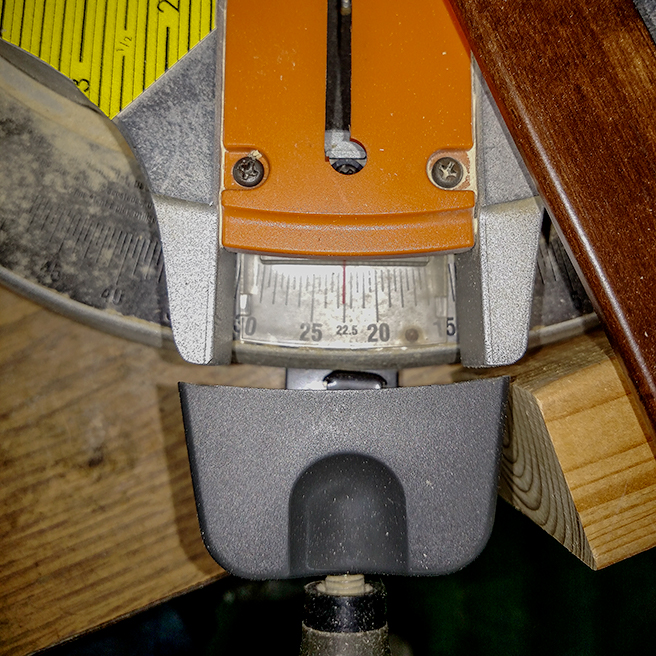 Miter scale for 22.6 (or 67.4) degree cut.